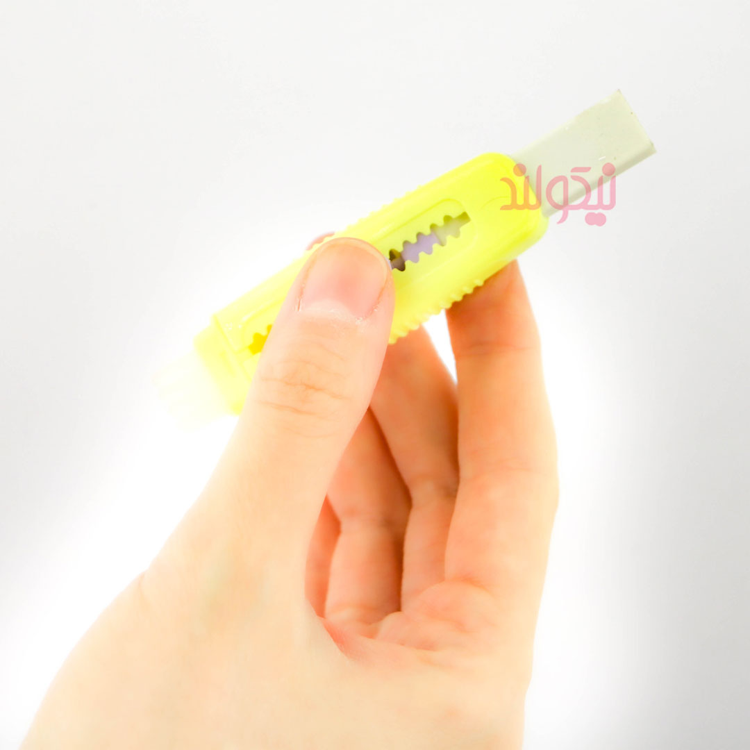 cutter-eraser-with-brush
