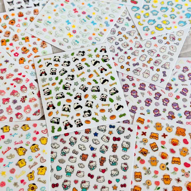 noctilucent-mini-nail-sticker