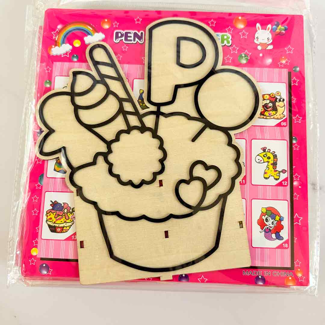 colorful-foam-painting-penholder