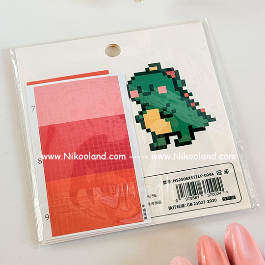 pixel-sticker-stand