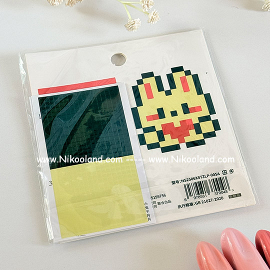 pixel-sticker-stand