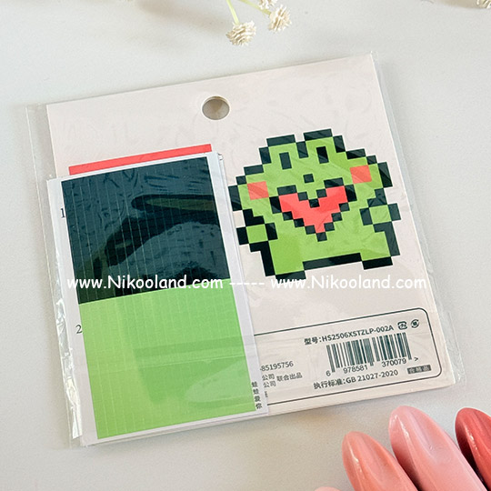 pixel-sticker-stand