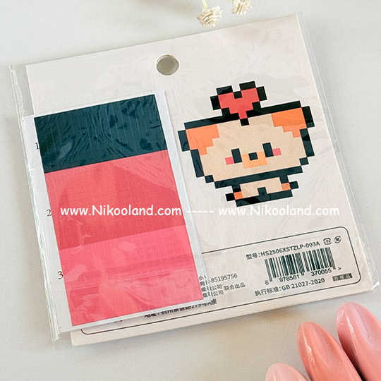 pixel-sticker-stand