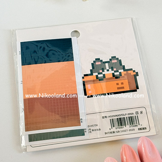 pixel-sticker-stand