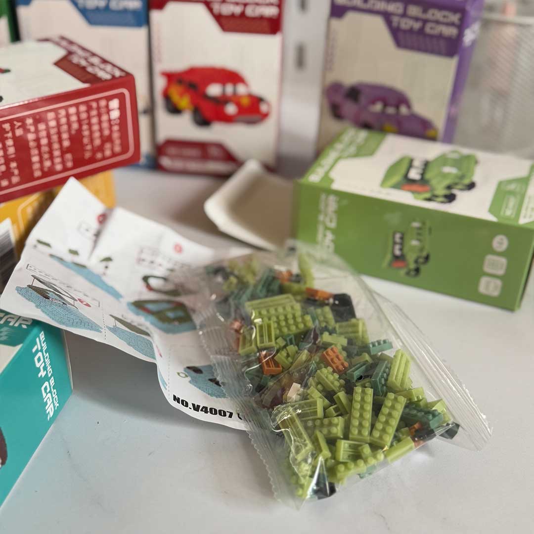 mini-lego-car