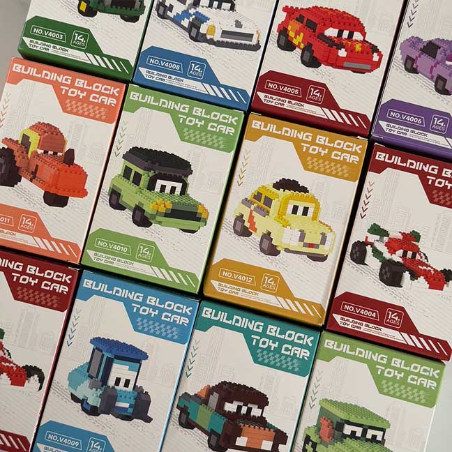 mini-lego-car