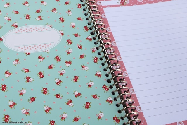 Floral-Blue-Pink-cartulary-Package